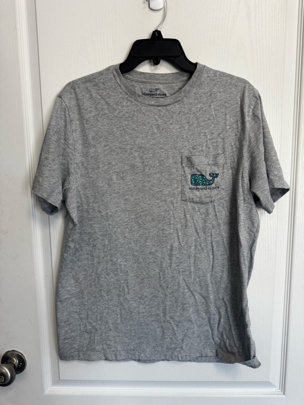 Vineyard Vines Gray Short-Sleeve Pocket Tee with Whale